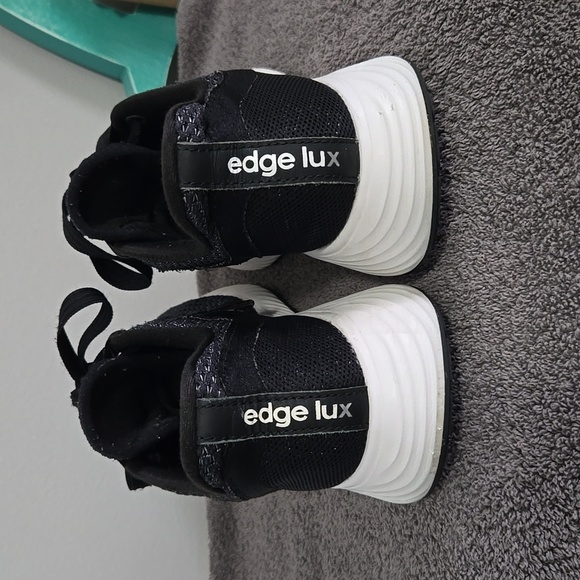 Adidas Edge Lux Women's - Picture 4 of 6